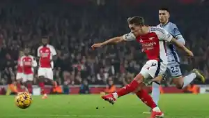 20250116_-Leandro-Trossard-Mencetak-Gol-Kemenangan-Arsenal-dari-Tottenham-Hotspurs.jpg