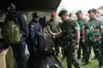 panglima-tni-cek-kesiapan-pasukan-elit-denjaka-di-cilandak_20231207_190022.jpg