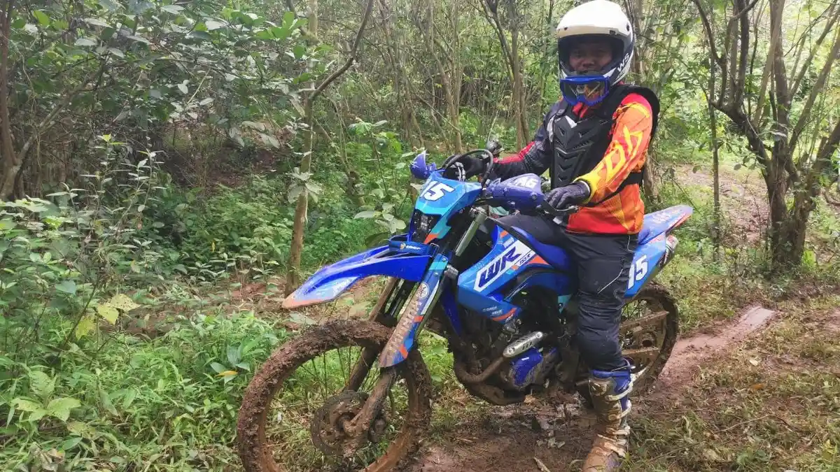 Yamaha WR 155 R, Ekspresi Cinta dan Menembus Usia