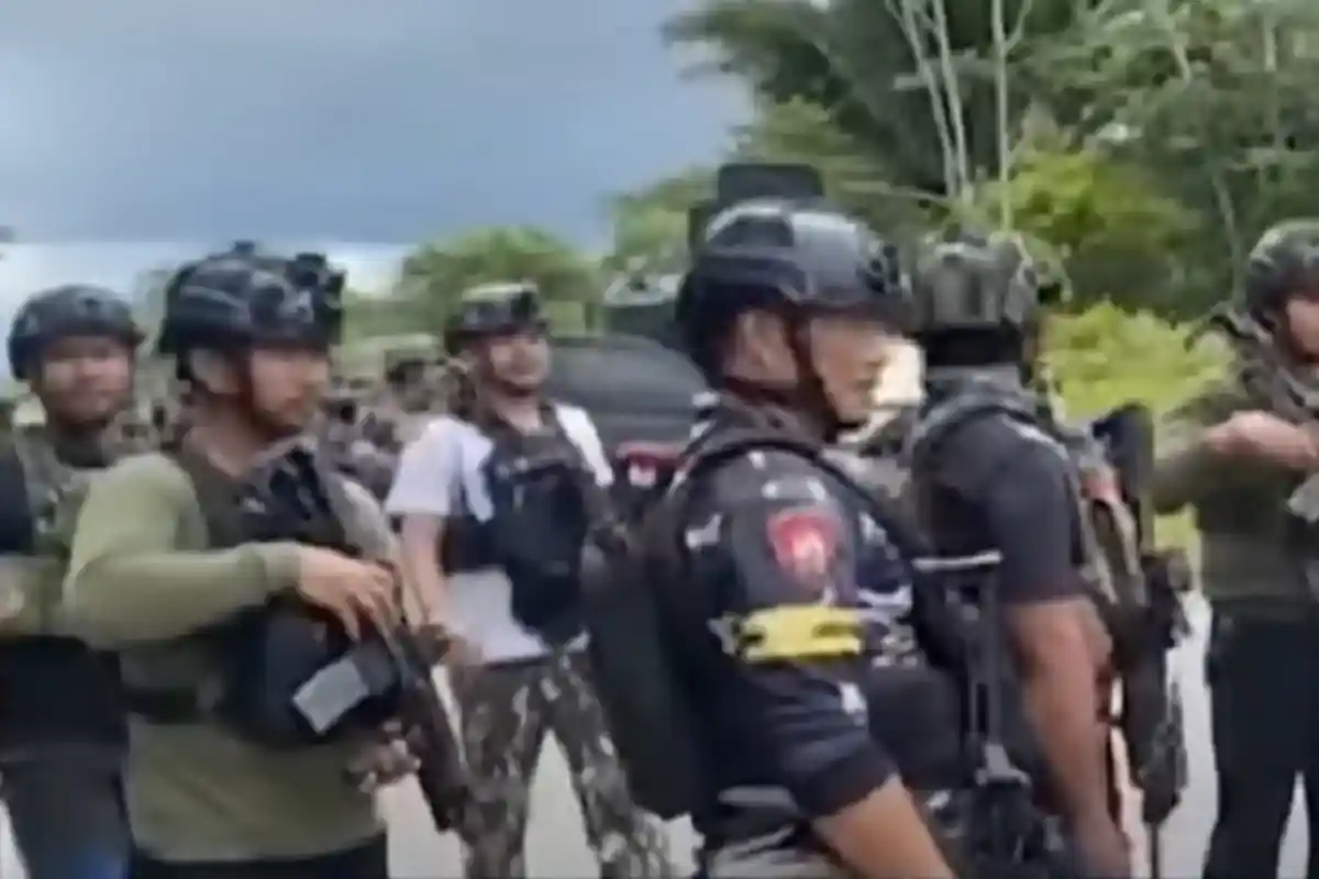 HEBAT! Sniper TNI Polri Bungkam 4 Anggota KKB di Oksibil, Dua Senjata Api Berhasil Dirampas