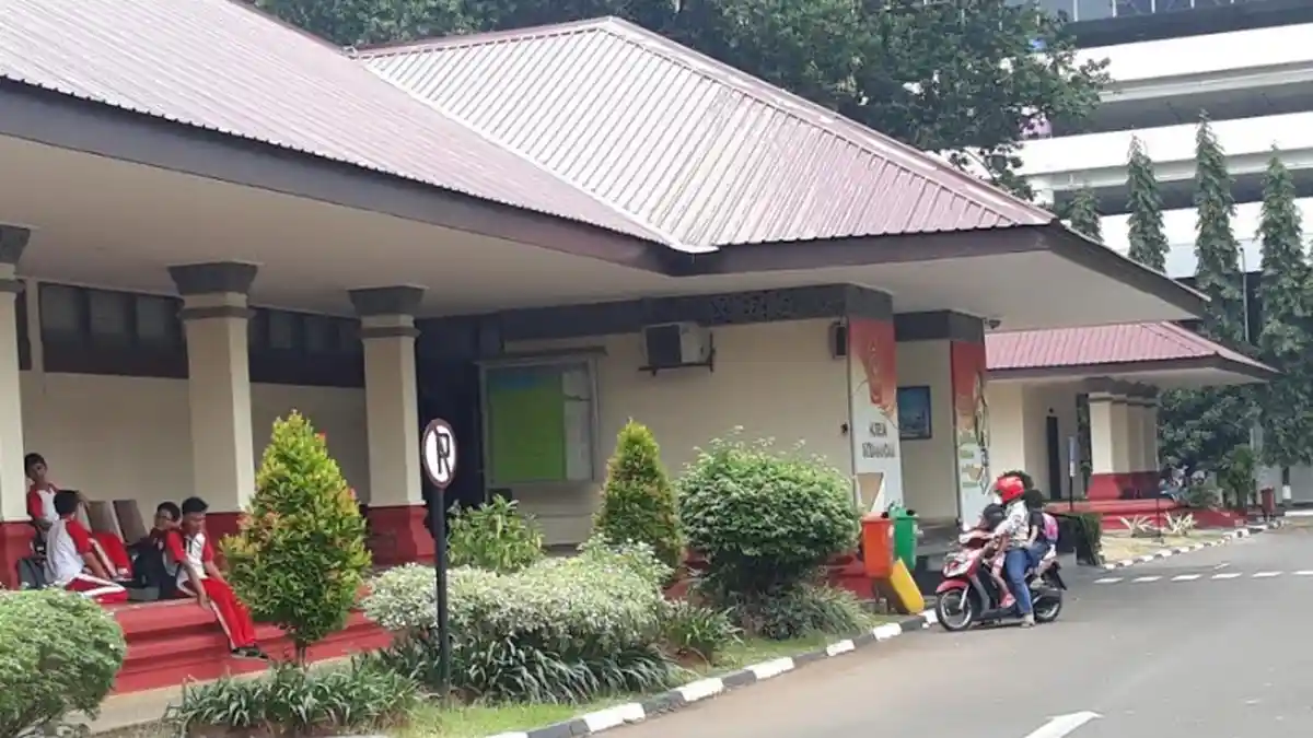 Museum Satria Mandala Terbakar, 14 Mobil Damkar Dikerahkan, Terkuak Titik Awal Api