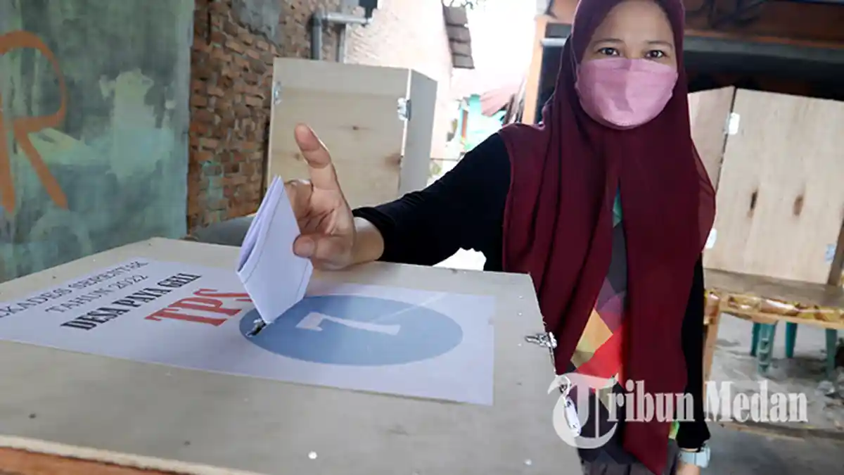 Berita Foto: Antusias Warga Minim Partisipasi Pilkades Serentak di Kabupaten Deliserdang - 18042022_PILKADES_DANIL_SIREGAR.jpg