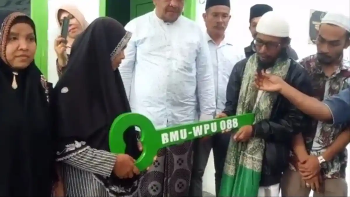 Abiya Jeunieb Serahkan Rumah BMU-WPU ke 088 di Aceh Besar
