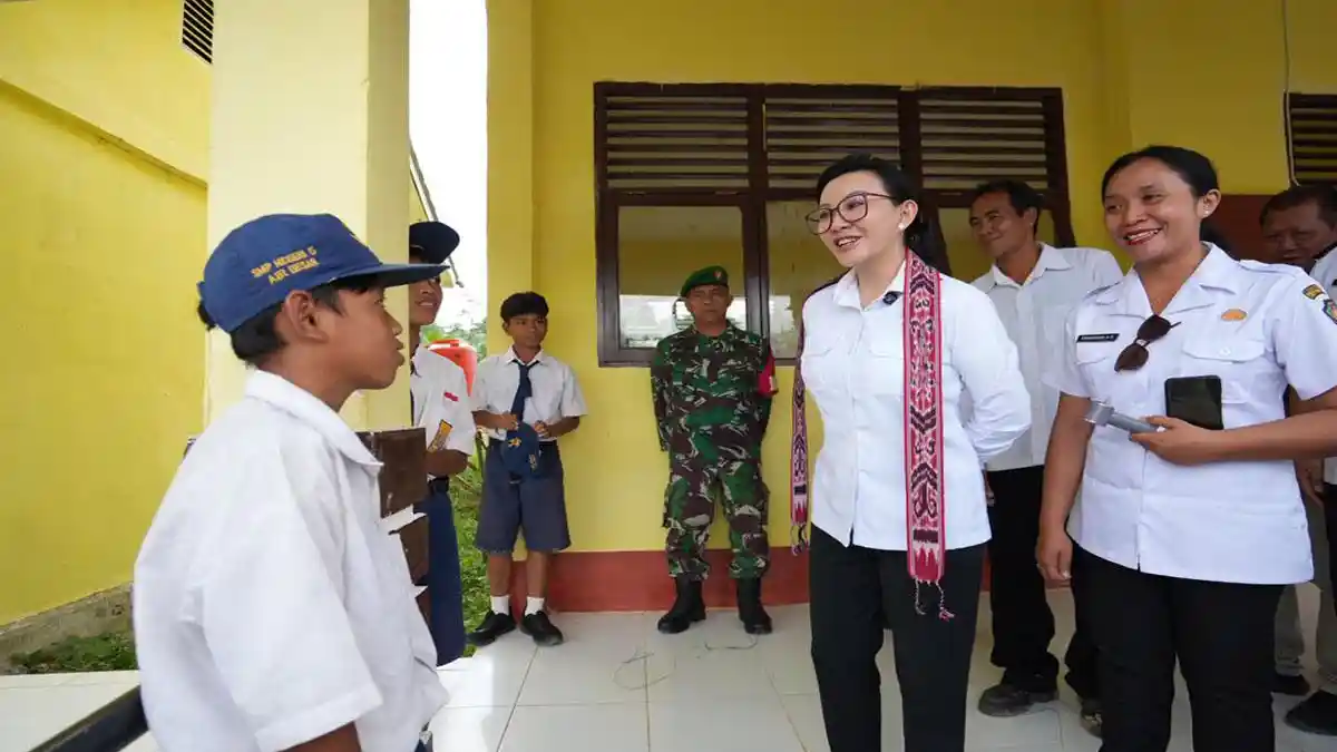 Harapan Bupati Landak Cegah Putus Sekolah : Pendidikan adalah Modal Penting Masa Depan