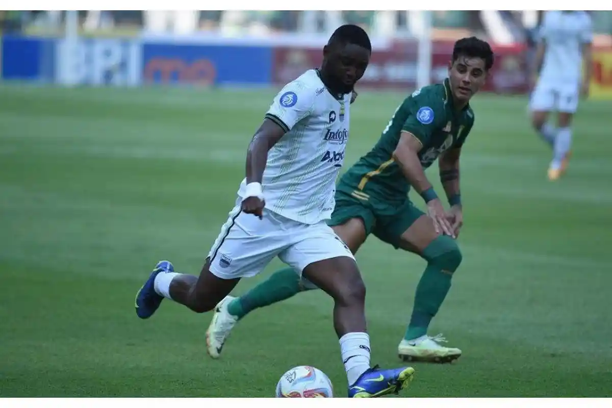 Susunan Pemain Persib Bandung vs PSS Sleman: Nick Kuipers Absen, Kakang Rudianto Starter