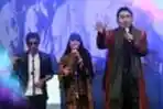 Penampilan Brajamusti band