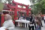 Unik, Ratusan Lontong Cap Go Meh Jadi Takjil Ramadan di Kebumen