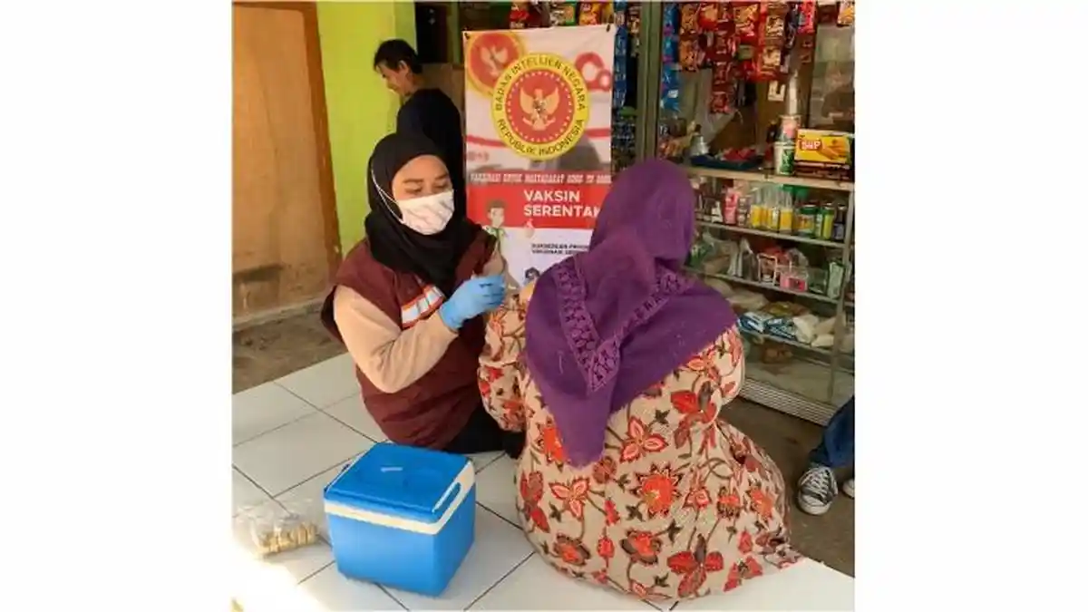 Desa Bobojong dan Kademangan Mendapat Giliran Target 5 Ribu Dosis Vaksin dari BIN RI