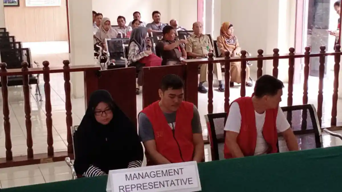 Hakim Curigai Adanya Terdakwa Palsu Dalam Kasus Ledakan Pabrik Korek Gas Ilegal