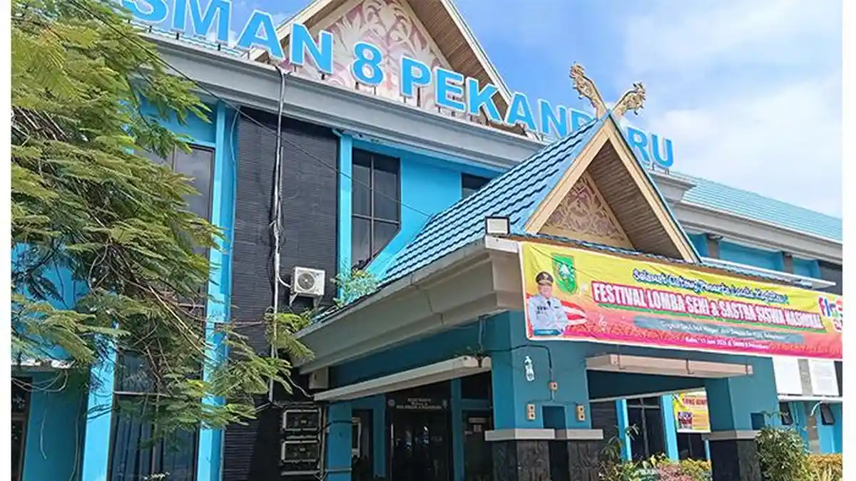 Wali Murid SMAN 8 Pekanbaru Mengaku Belum Terima Pengembalian Kelebihan Bayar Seragam - Tribunpekanbaru.com