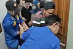 Damkar Indramayu Turun Tangan Bantu Bocah 3 Tahun yang Tak Sengaja Terkunci di Kamar