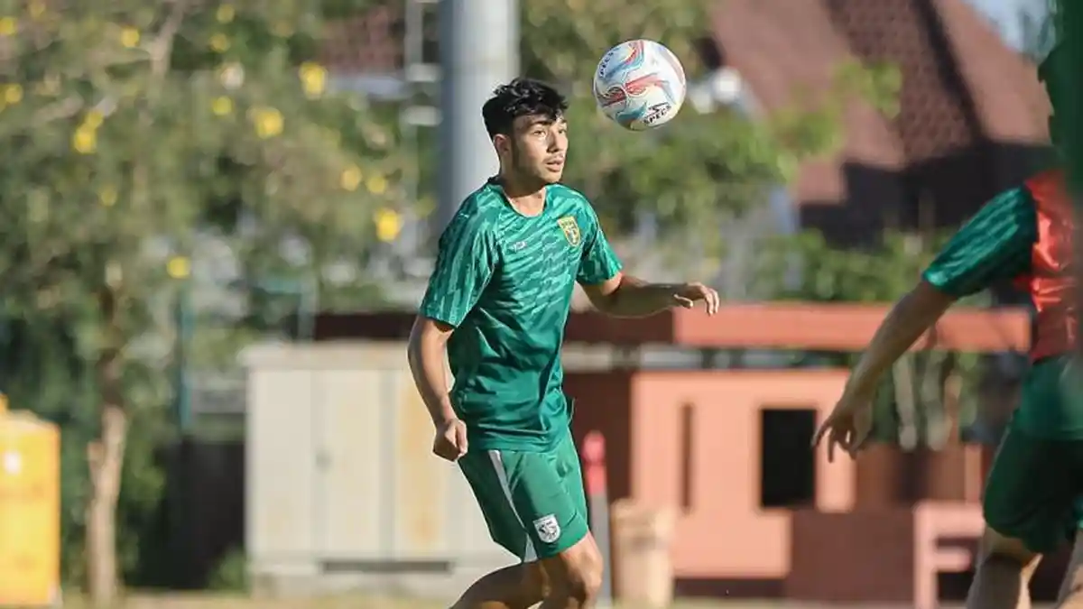 Uston Nawawi Bangga Bek Persebaya George Brown Dipanggil Timnas U23 Indonesia