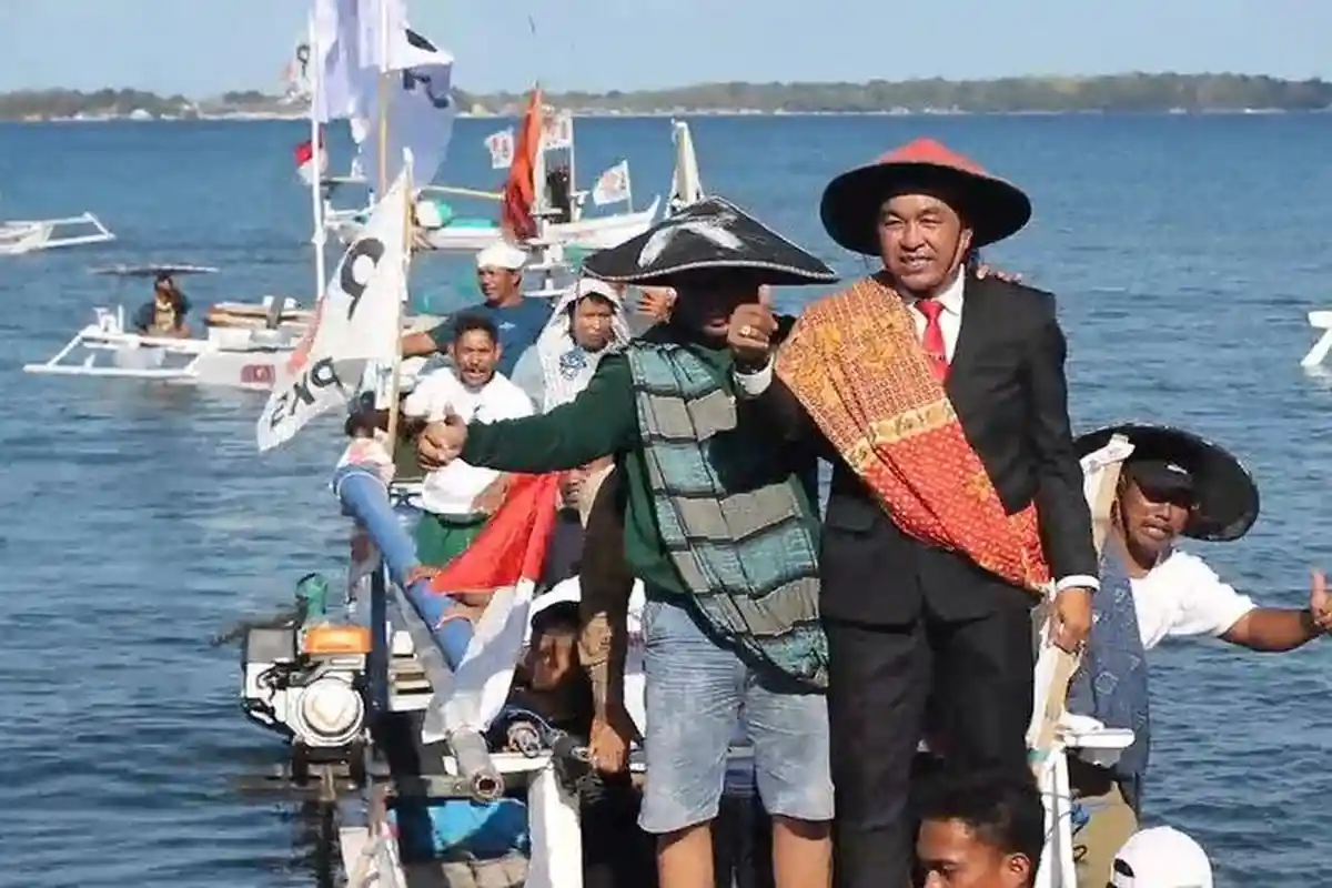 ALASAN Sappe dan Jusvari, Ikut Pelantikan DPRD Diantar Perahu Nelayan - Menunggang Kuda