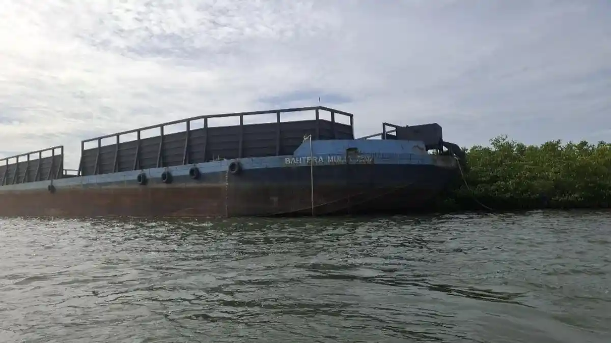 Tongkang PT TTI Shipyard Rusak Rumah Warga Dapur 12 Batam, Pertemuan Digelar Hari Ini