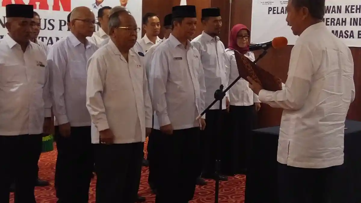 Suhaemi Resmi Pimpin PMI Kalteng, Ini Yang Dijanjikannya Saat Dilantik