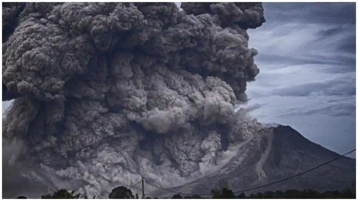 26 Rumah, dan 4 Bangunan Rata Dengan Tanah Akibat Erupsi Gunung Berapi di Hawaii
