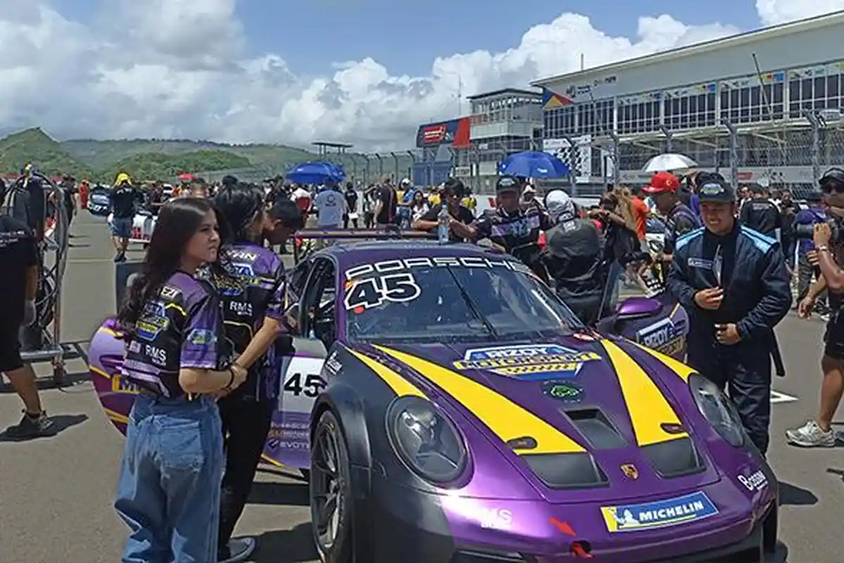Daffa & Dicko Rajai Endurance Race Porsche Sprint Challenge Mandalika, Ini Daftar Pemenangnya!