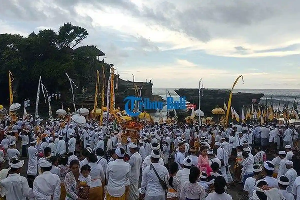Jadwal Odalan di Pura Saat Buda Wage Langkir, Termasuk Pura Tanah Lot Tabanan Bali