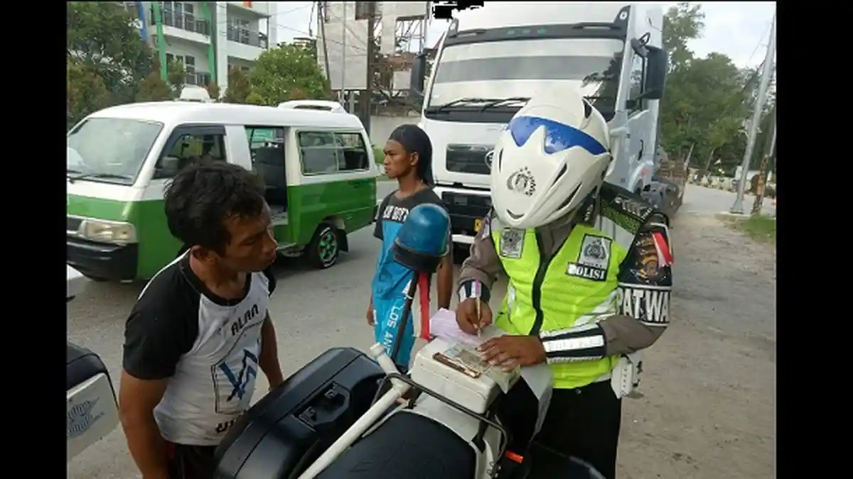 Pasca Kecelakaan Beruntun, Polisi Razia Truk Besar di Balikpapan