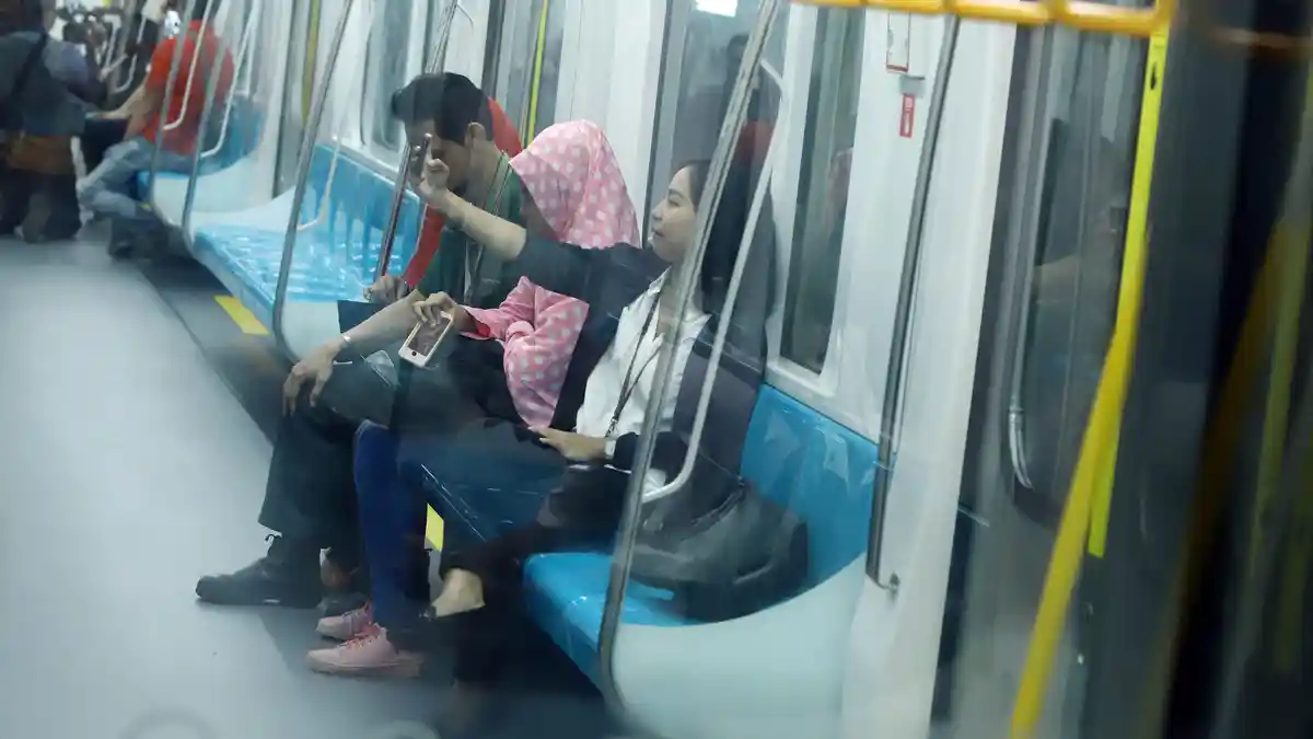 Video Panduan dan Larangan Wajib Dipahami Penumpang MRT Jakarta yang Beroperasi Senin Ini