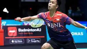 Anthony-Sinisuka-Ginting-vs-Anders-Antonsen-di-Malaysia-Open-2023.jpg