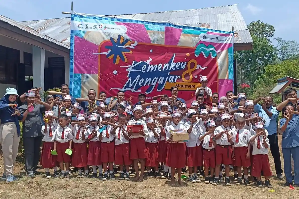Kemenkeu Gelar Program Mengajar di Dua Sekolah Dasar Terpencil di Sikka