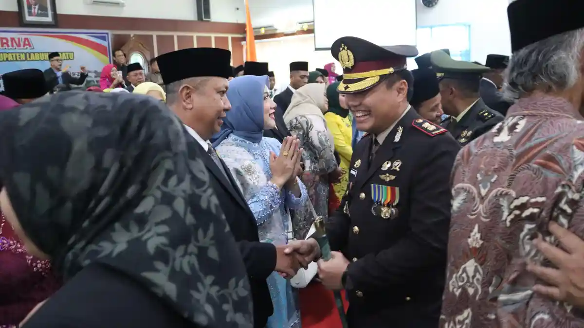 Kapolres Labuhanbatu Hadiri Rapat Pelantikan DPRD Kabupaten Labuhanbatu