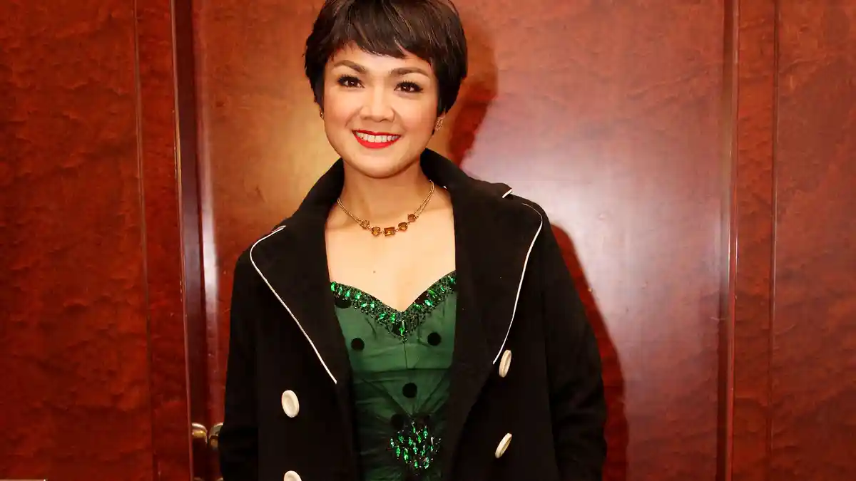 Nirina Zubir Pirangkan Rambut demi Penuhi Tuntutan Sutradara