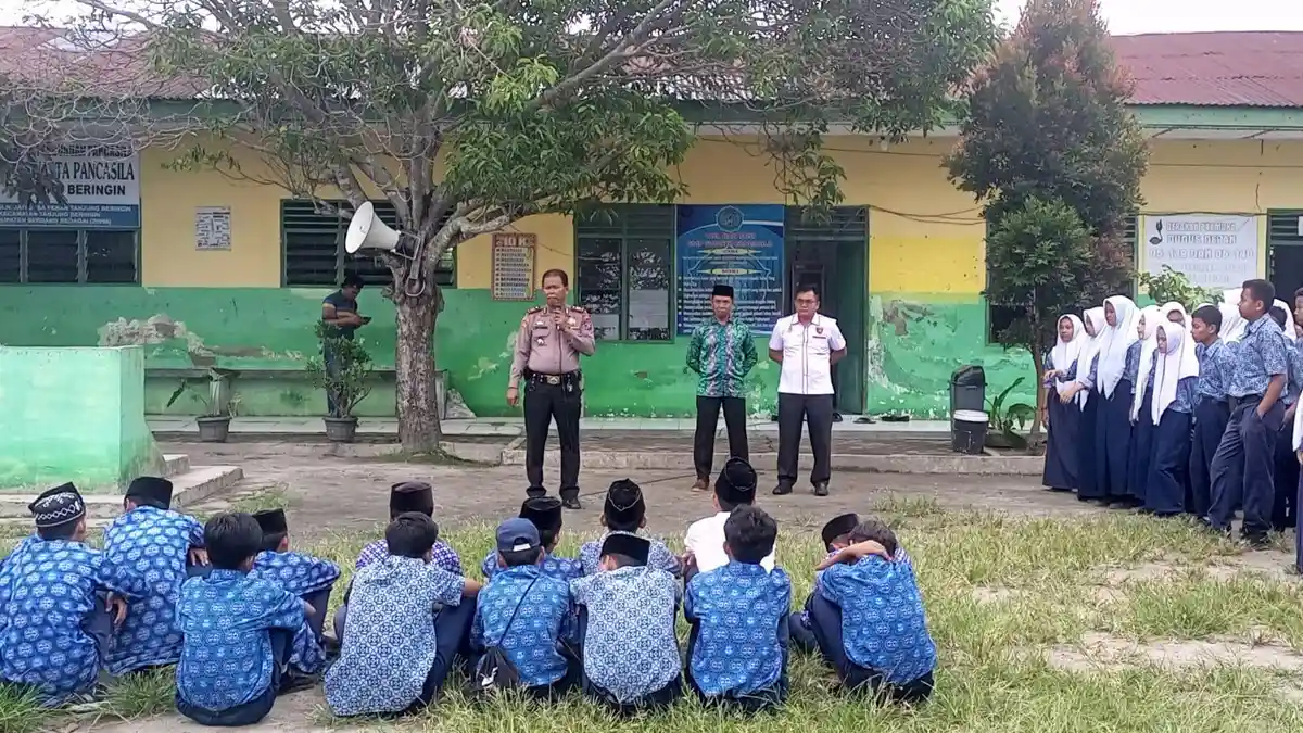 Cegah Bullying di Sekolah, Polsek Tanjung Beringin Beri Penyuluhan Hukum ke Pelajar