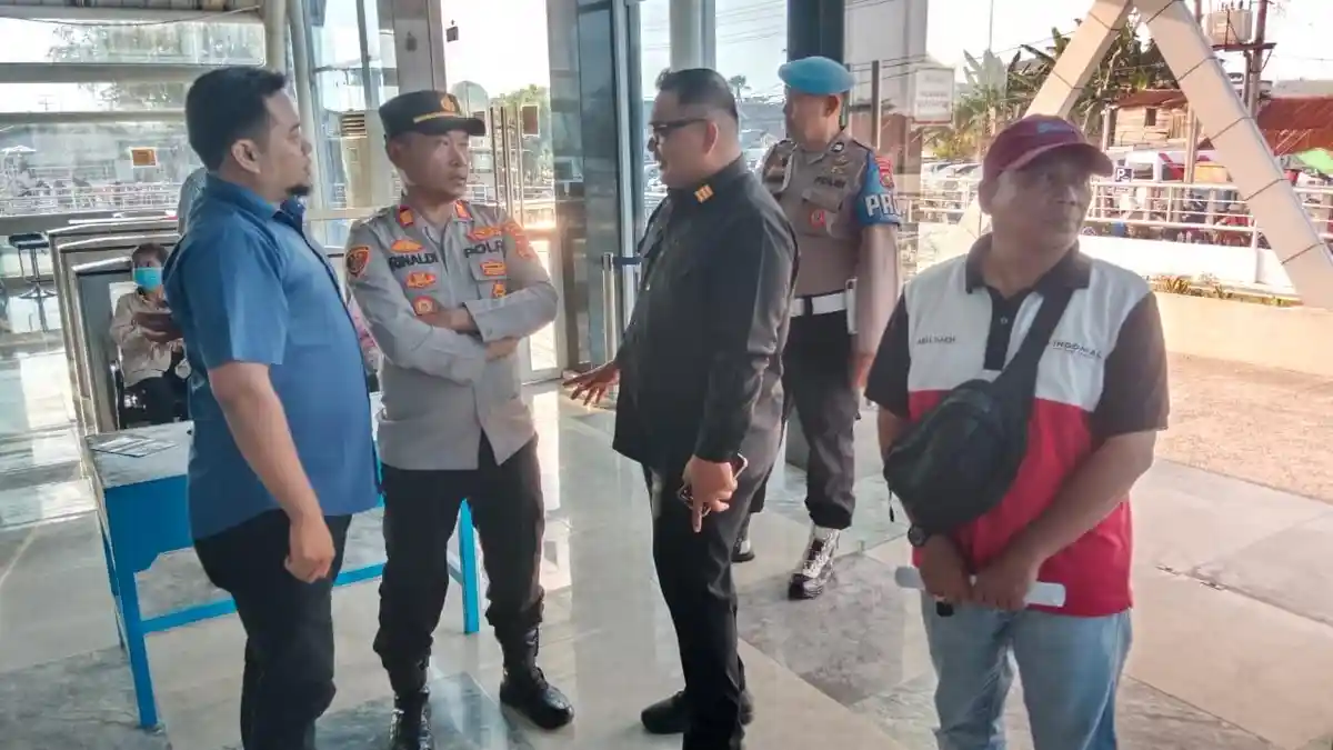Polres Tanjungbalai Laksanakan Pengamanan Pemulangan 28 WNI dari ...