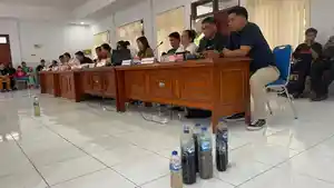 Rapat-dengar-pendapat-bahas-masalah-limbah-yang-mencemari-lingkungan778.jpg