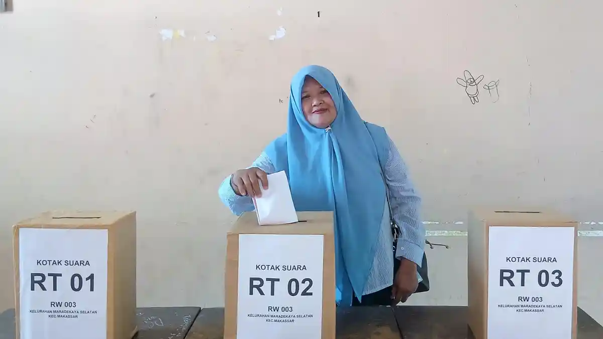 Pemilihan RT/RW di Maradekaya Selatan Kondusif, Warga Antusias Memilih ...