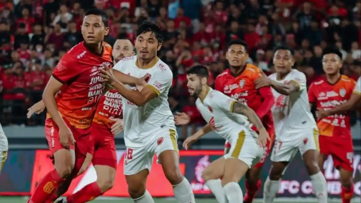 Hasil Bali United vs PSM Makassar: Laga Imbang Bertabur 2 Gol Offside dan Gol Bunuh Diri Spaso