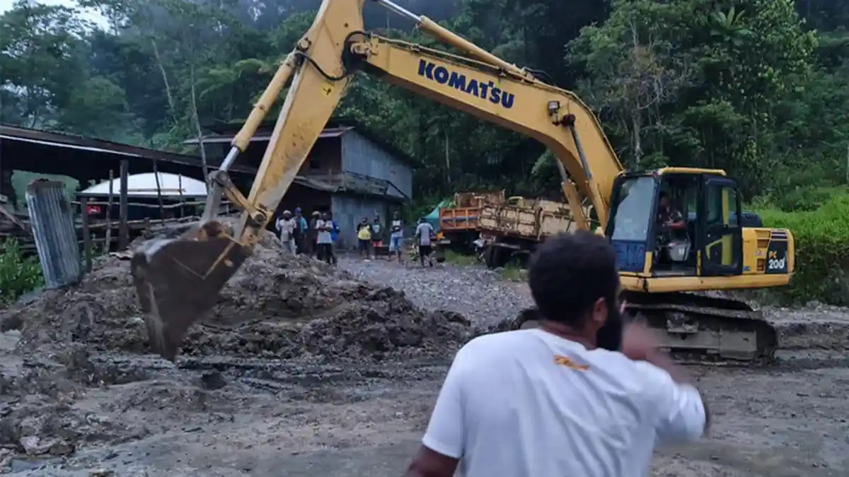 Akses Masuk dan Keluar Yalimo Dibuka Setelah 129 Hari Dipalang Warga