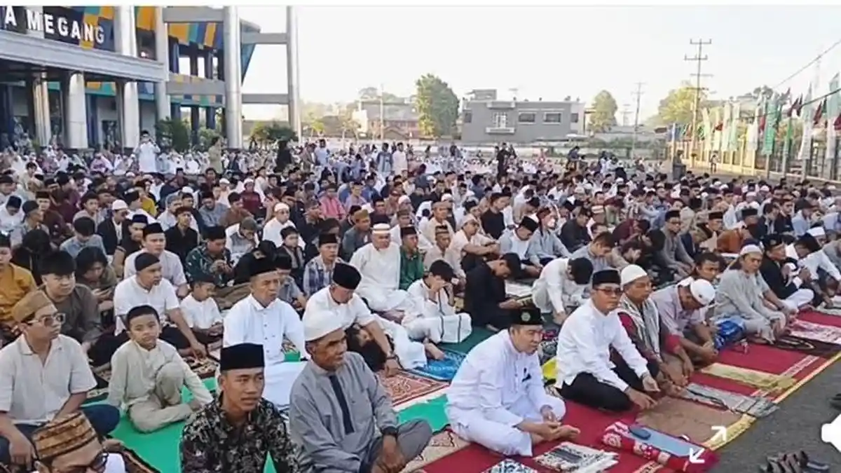 Ribuan Warga Muhammadiyah Lubuklinggau Gelar Salat Idulfitri 2026 di TOM, Berlangsung Khidmat