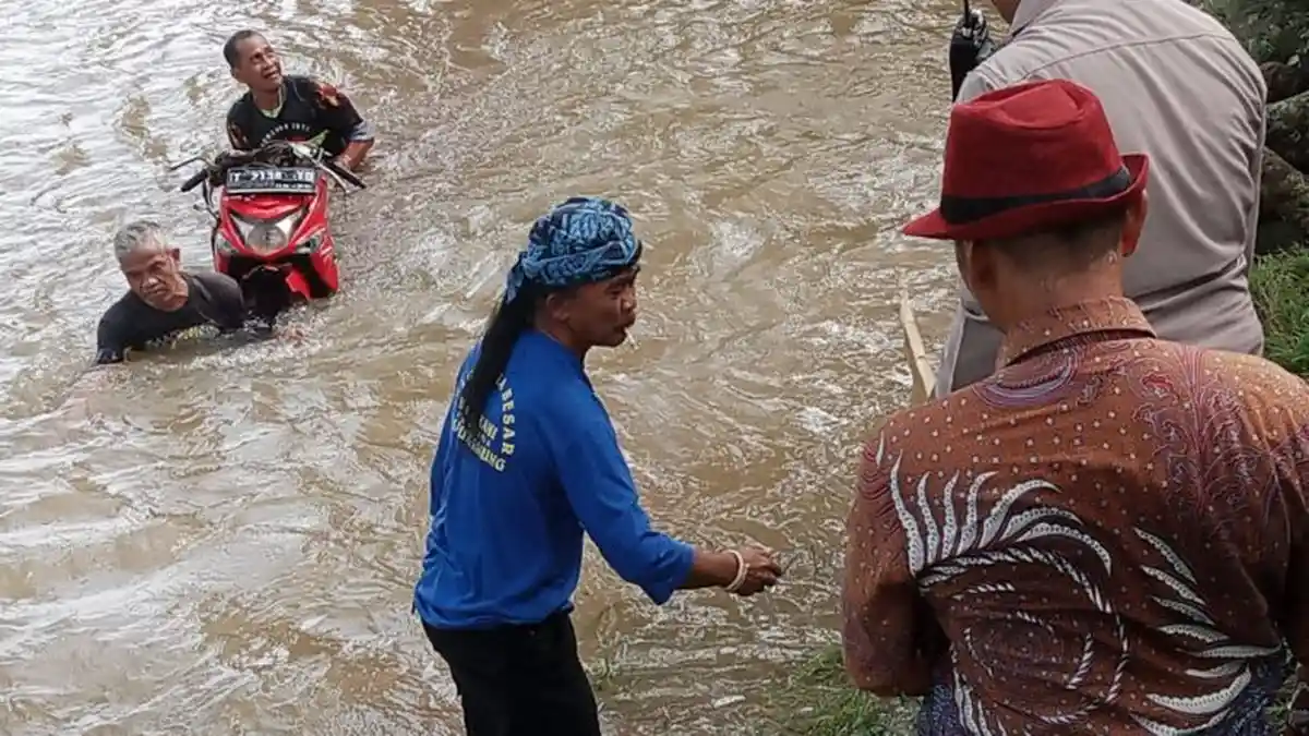 Ibu Muda Cantik di Subang Ini Ternyata Nekat Terobos Arus Sungai Ciasem Hingga Hanyut dan Hilang