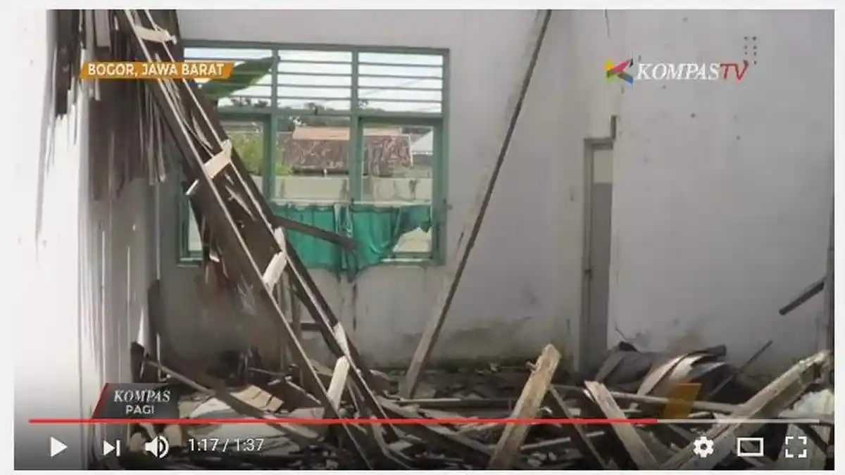 Ibunya Dimutasi, Anak Ini Ngamuk Rusak Sekolah