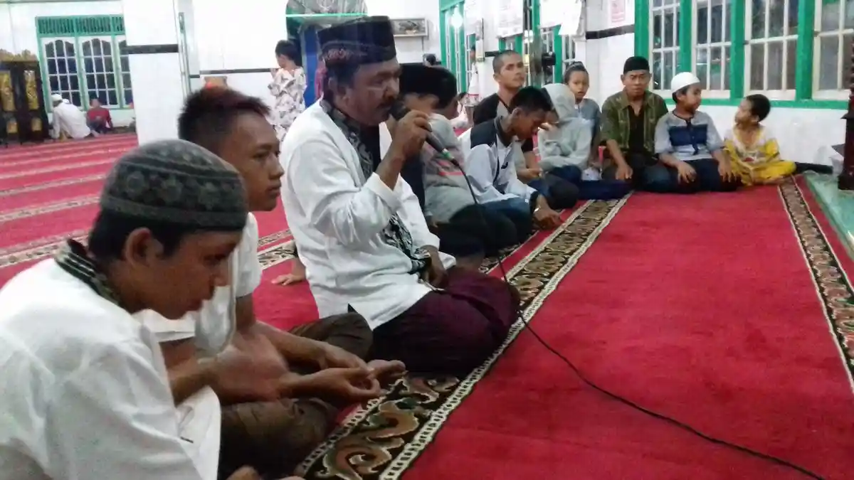 Bacaan Takbiran Hari Raya Idul Fitri 1440H Lengkap dengan Bahasa Arab, Latin, Arti Serta Videonya