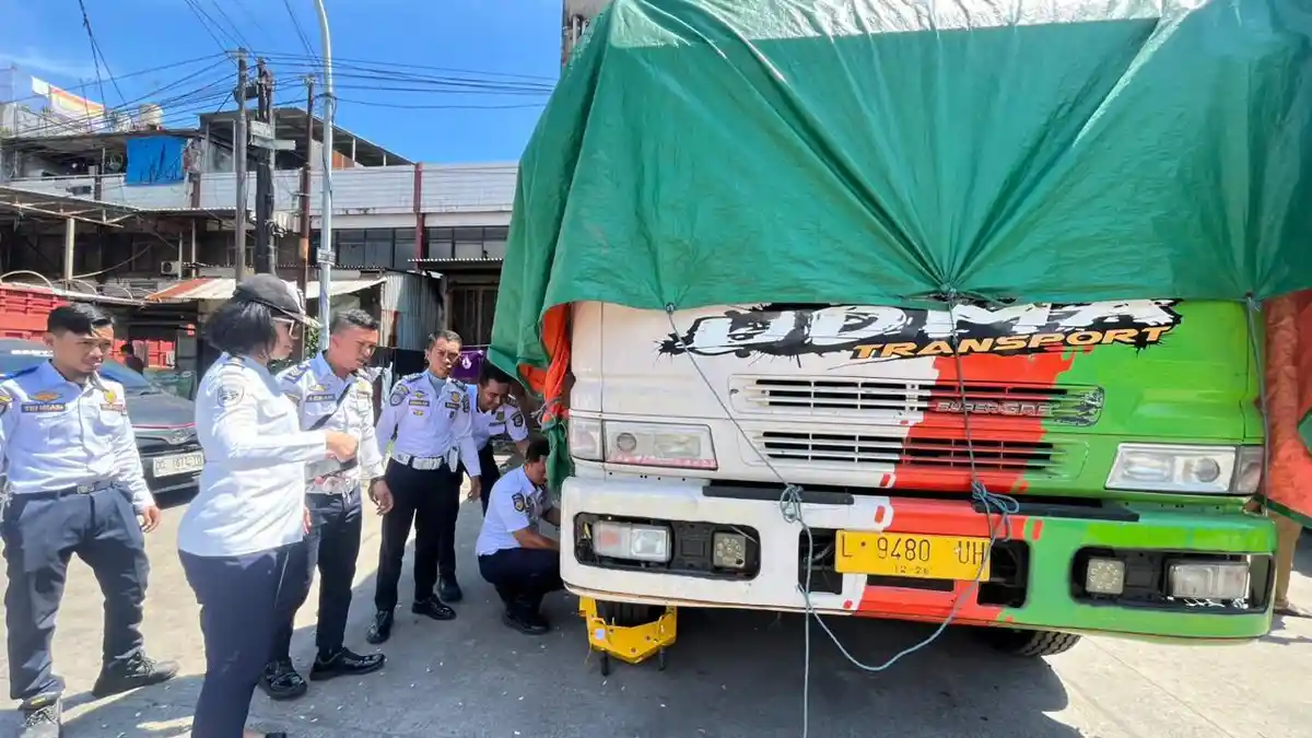 Ekspedisi Ganggu Lalu Lintas Makassar, Terminal Daya Diusul Jadi Pusat Logistik