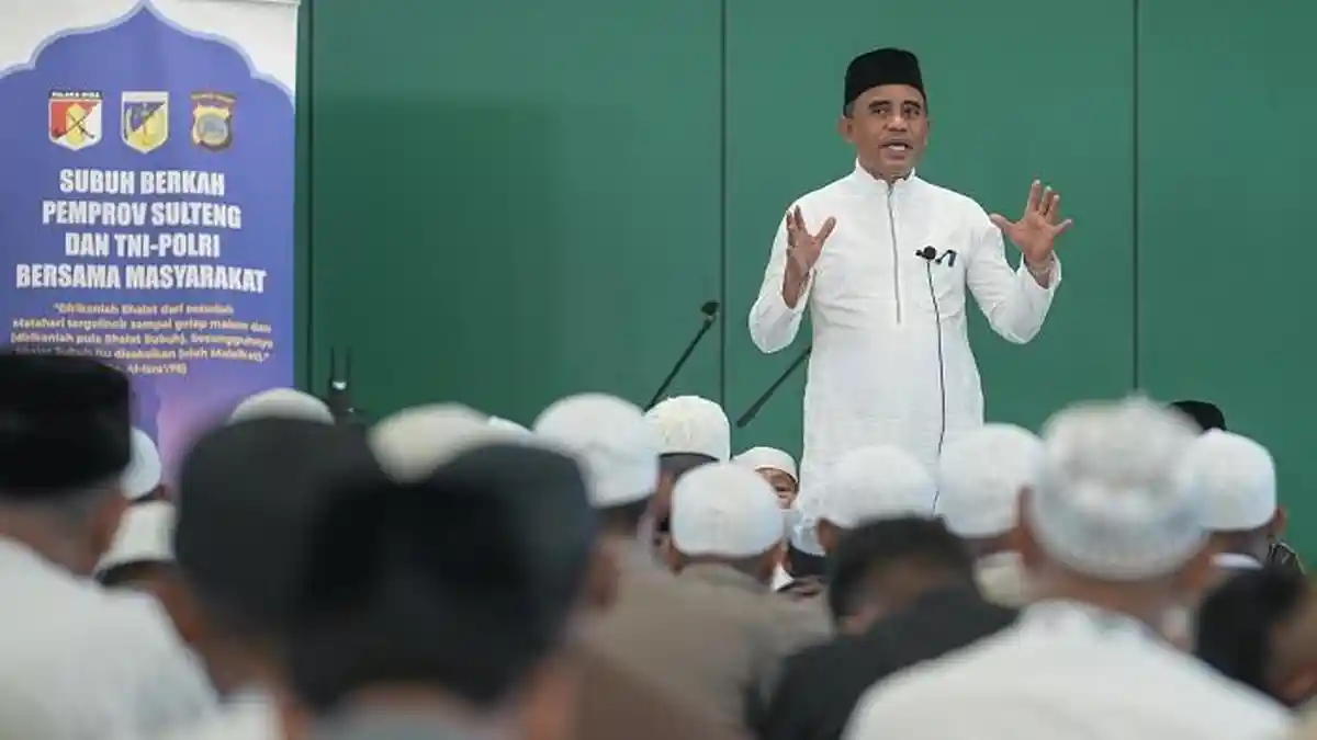 Subuh Berkah di Masjid Raya Baitul Khairaat: Gubernur Anwar Hafid Perkuat Ikhtiar