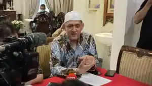 Ketua-Tim-Pemenangan-Risma-Gus-Hans-KH-Imam-Bukhori.jpg