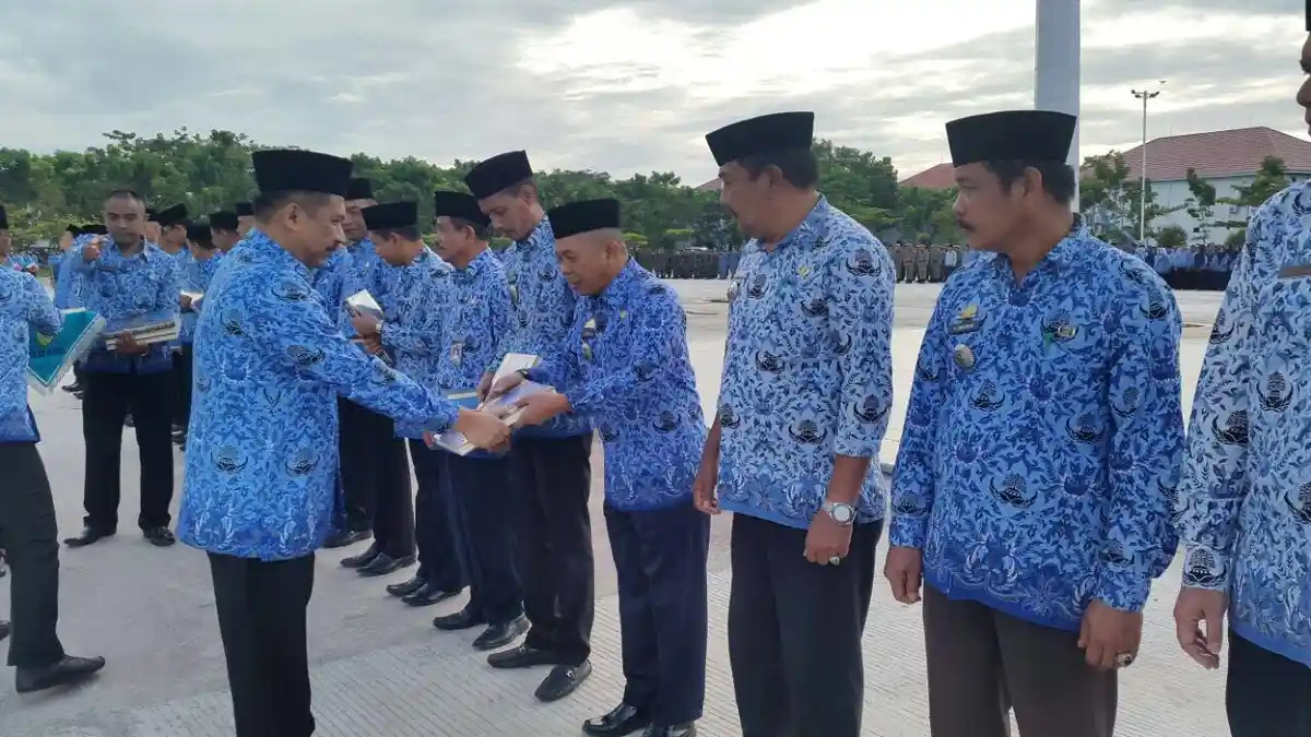 7 Ribu ASN Pemkab Maros Dapat Al Quran Gratis, 'Harus Dibaca, Dipahami dan Diamalkan'