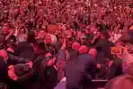 Keributan-di-luar-arena-octagon-pada-UFC-322-pecah-sebelum-pertandin.jpg