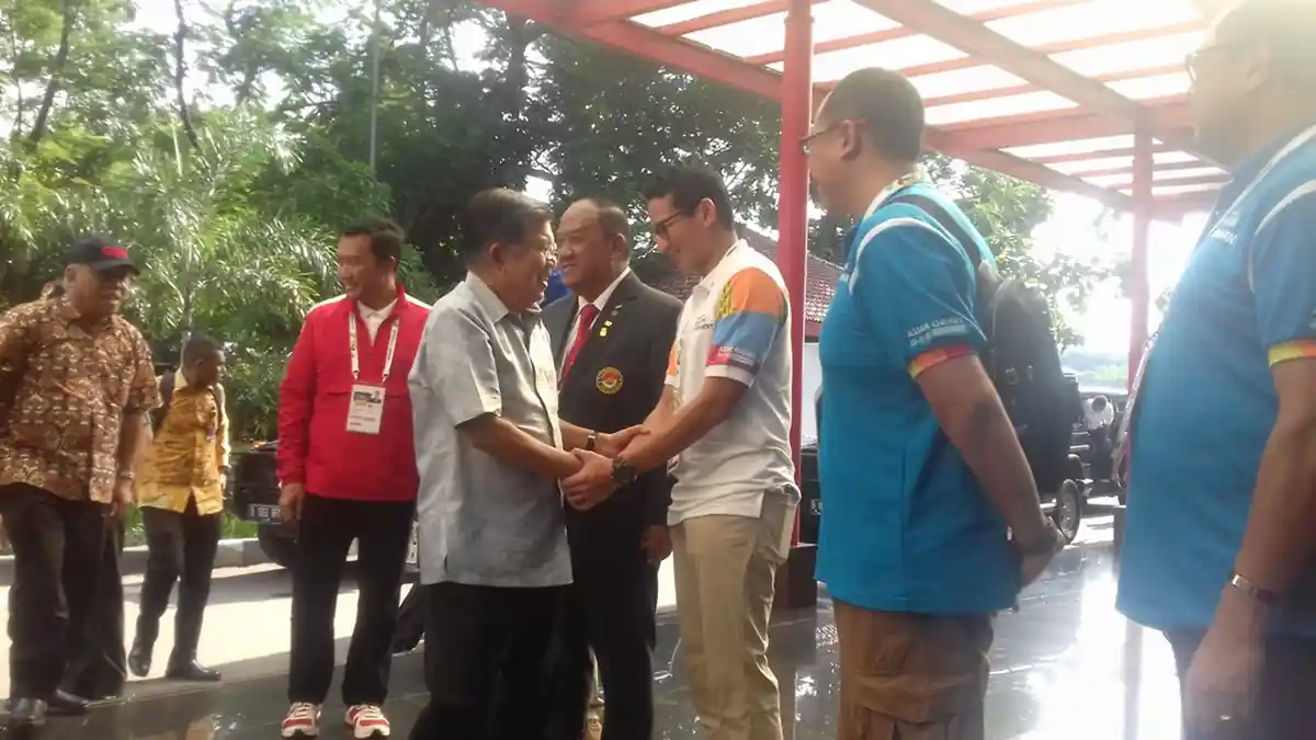 Jusuf Kalla Minta Waktu Tempuh Perjalanan Atlet Dari Wisma di Kemayoran Menuju GBK Dipercepat