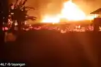 video-gunung-nyiragongo-meletus-lahar-panas-mengalir-masuk-ke-kota-warga-sempatkan-berfoto-selfie.jpg