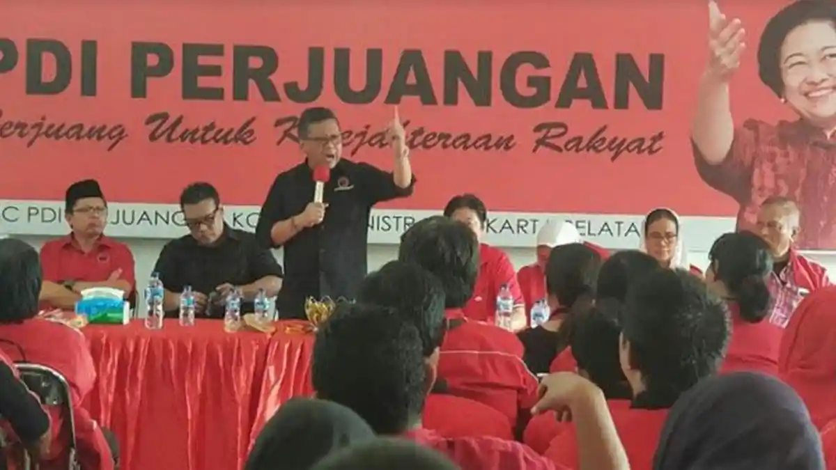 PDIP Sebut Kritikan Fadli Zon Cukup Ditanggapi Pengurus Anak Cabang