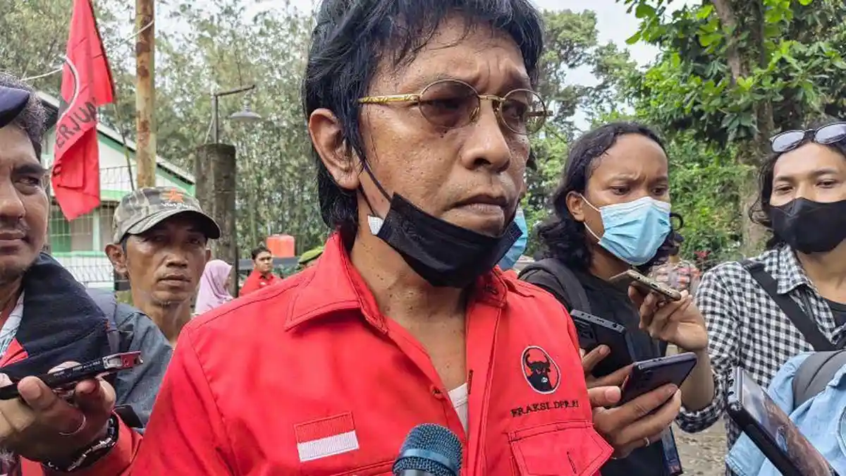 Adian Napitupulu Sebut Prabowo Pembantu Jokowi hingga Singgung Perlakuan Tak Spesial