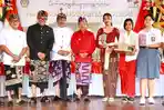 Gubernur-Ketua-DPRD-Bali-Serahkan-Hadiah-ke-Pemenang-Lomba-Esai-Film-Jayaprana-Layonsari.jpg