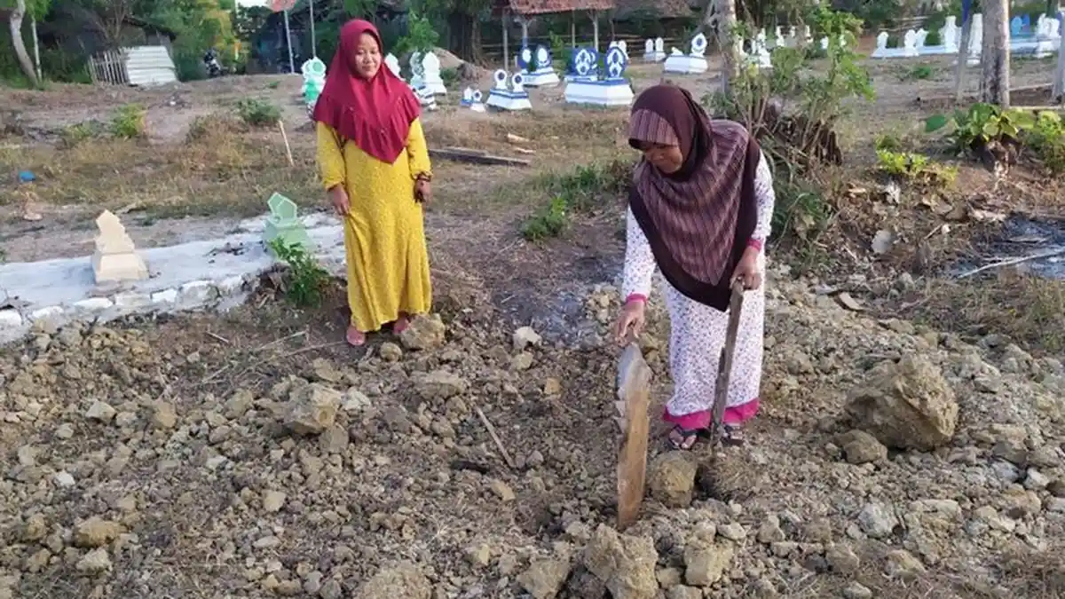 Kuburan Sudah Digali, Ternyata Kematiannya Hanya Tipu-tipu Hingga Gegerkan Warga Sekampung