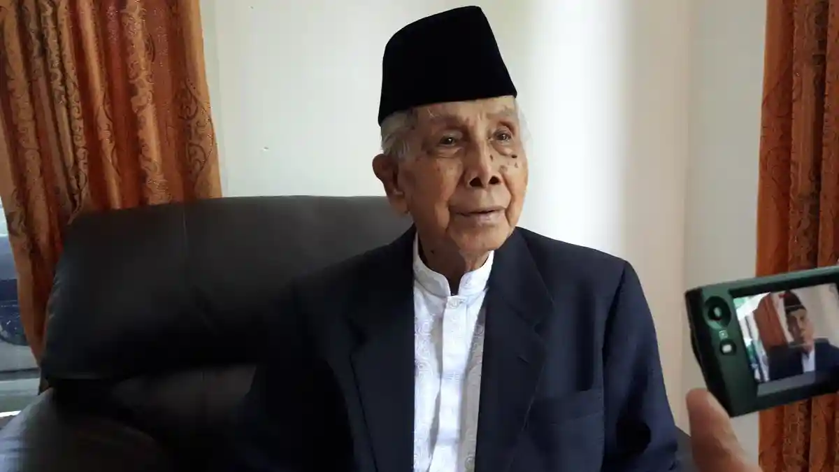 Lailatul Ijtima Pengurus NU Sulsel, AGH Sanusi Baco Bahas Tentang Keluarga